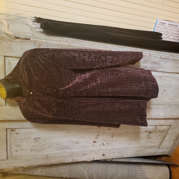 COLDWATER CREEK TOP & PANTS. - Picture 1 of 12